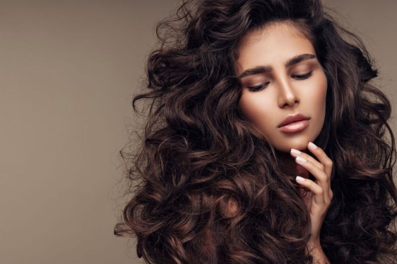 Things to avoid for healthy and gorgeous hair